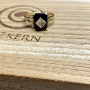 Handmade black onyx and gold ring